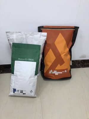 Besoins d'emballages pour aliments pour animaux/additifs avec sacs en papier à fond pincé et capacité personnalisée